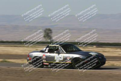 media/Jun-02-2024-CalClub SCCA (Sun) [[05fc656a50]]/Group 3/Qualifying/